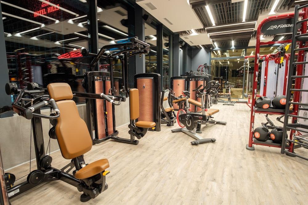 Hotel Hills Sarajevo Congress & Thermal Spa Resort Ilidža Luaran gambar The gym at the hotel